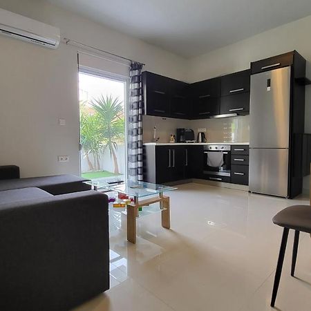 Konnet Apartment Rhodes City エクステリア 写真