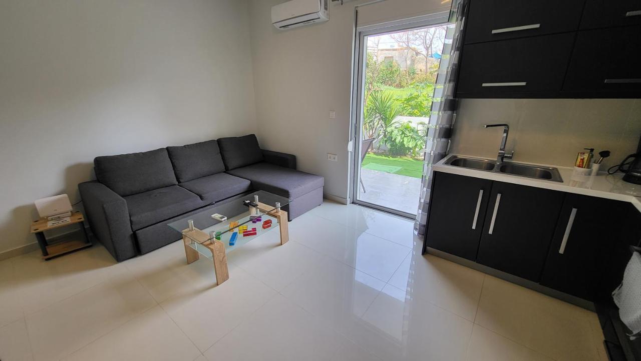 Konnet Apartment Rhodes City エクステリア 写真